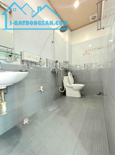 Bán nhà Khúc Thừa Dụ, Vĩnh Niệm, Lê Chân, Hải Phòng. 4 tầng, 40m2, 3,65 tỷ. Ngang 6,7m, t2 - 3
