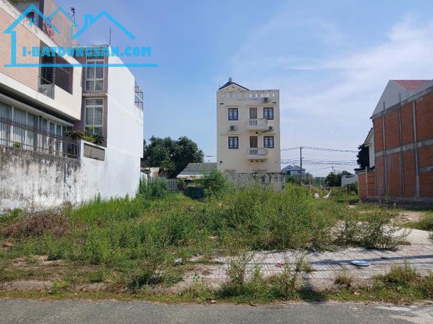 Chính chủ bán đất dự án Đại học Bách  Khoa Quận 9 góc Nguyễn Duy Trinh & Đỗ Xuân Hợp giá T