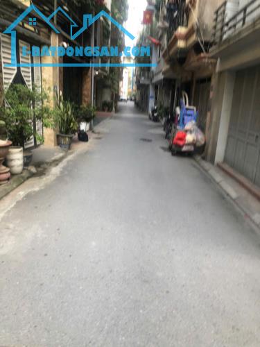 BÁN NHÀ GIA THỤY - 72M² - 3 TẦNG - Ô TÔ TRÁNH - NGÕ THÔNG NÔNG - 13.4 TỶ (TL)