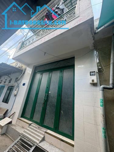 BÁN NHÀ QUẬN 7 HẺM XE BA GÁC - 2 TẦNG -GẦN LOTTE MART - 2