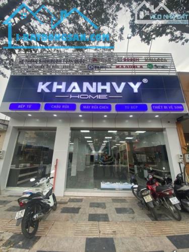 Bán Nhà Mặt Tiền Lê Hồng Phong ngang 9m dt 324m2 vị trí siêu kinh doanh
