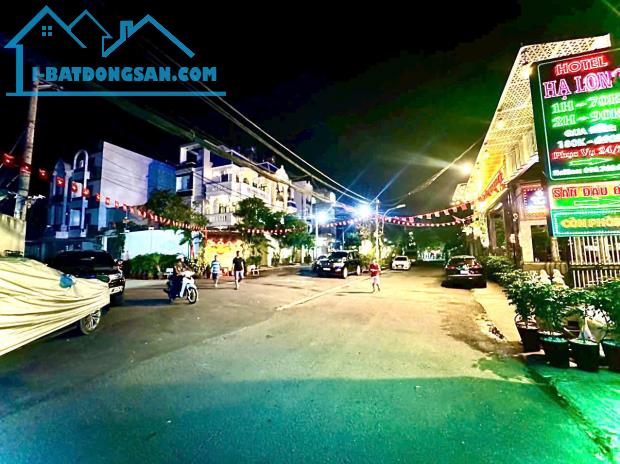 BÁN BIỆT THỰ VƯỜN + NGHỈ DƯỠNG, P. LINH TRUNG, 2MT, KIẾN TRÚC ĐẸP NHẤT KHU VỰC - 5
