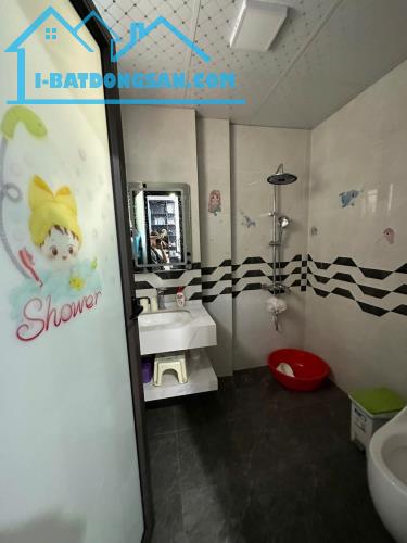 Hot - Bán  Nhà 32m2 x5T, Lạc Long Quân, 8.69 Tỷ, Đẹp Lung Linh - 3