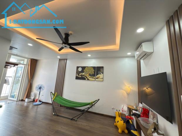 Cần bán căn hộ chung cư A10 Nam Trung Yên 68m,2n1vs đủ đồ 5,2 tỉ - 1