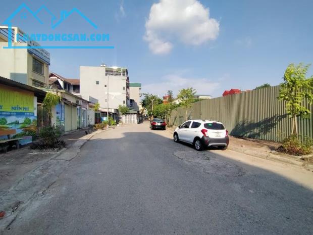 GIÁ ĐẦU TƯ! Bán NHANH ĐẤT Phúc Lợi, 2 mặt đường trước sau, gần ô tô, 54m, MT 4m, nhỉnh 5tỷ - 2