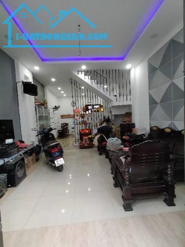 Hẻm xe hơi -cạnh Lê Văn Quới-giáp Tân Phú nhà 3 tầng-4.5×12m chỉ nhỉnh 5 tỷ - 1