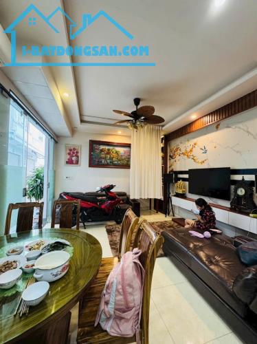 Chính chủ gửi bán NHÀ 3 TẦNG TẠI ĐÔNG PHONG , NAM HẢI , HẢI AN 2ty250