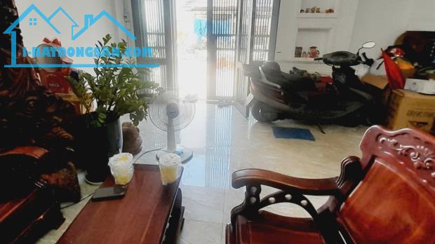 BÁN NHÀ 2 TẦNG, 77M2, TRẦN NẢO, AN KHÁNH, QUẬN 2 - GIÁ 9.6 TỶ - SỔ HỒNG CHÍNH CHỦ - 4