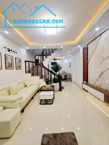 QUÁ HIẾM -BÁN NHÀ ĐẸP 5 TẦNG 3 NGỦ - NGÕ NÔNG - PHỐ THIÊN HIỀN, NAM TỪ LIÊM - SỔ ĐỎ VUÔNG