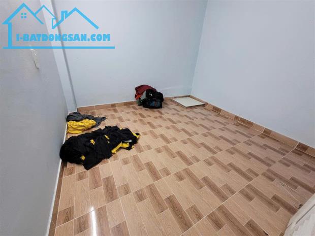BÁN GẤP NHÀ TÂN BÌNH – GẦN CHỢ TÂN TRỤ - 46m-GIẢM GIÁ SÂU GIÁ NHỈNH 3 TỶ - 2 TẦNG , 3PN - 2