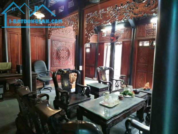 Bán nhà cổ GỖ ĐẲNG CẤP gần ĐHQG TPHCM,ngang KHỦNG 13m,LÔ GÓC - 2