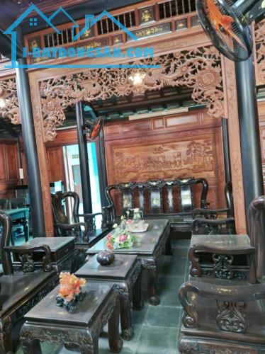 Bán nhà cổ GỖ ĐẲNG CẤP gần ĐHQG TPHCM,ngang KHỦNG 13m,LÔ GÓC - 3