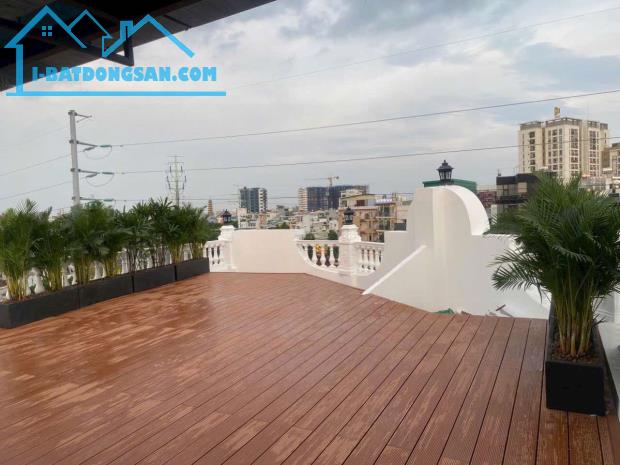 TOÀ NHÀ 5 TẦNG MT PHẠM VĂN ĐỒNG 90m2 - THU NHẬP HƠN 1 TỶ/NĂM - GIÁ 25.9T - 5