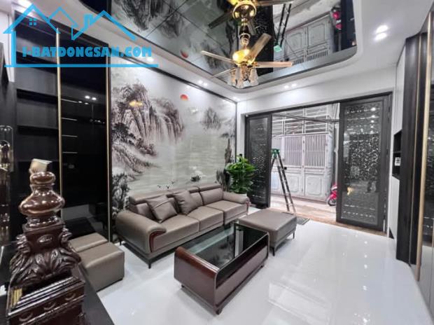 💥💥CỰC PHẨM LÊ TRỌNG TẤN – THANH XUÂN, 44M2,Ô TÔ ĐỖ CỬA, GIÁ 13.5 TỶ – FULL NỘI THẤT💥💥
