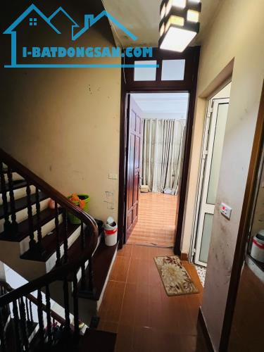 BÁN NHÀ HOÀNG QUỐC VIỆT 55M2 x 5 TẦNG - MẶT TIỀN 5.8M GIÁ CHÀO 10.8 TỶ - 2