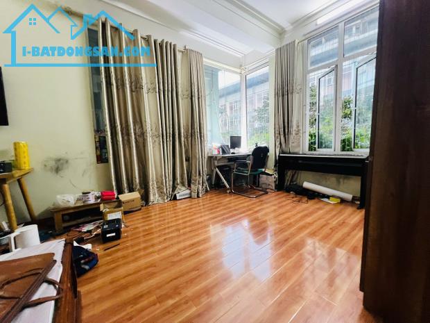 BÁN NHÀ HOÀNG QUỐC VIỆT 55M2 x 5 TẦNG - MẶT TIỀN 5.8M GIÁ CHÀO 10.8 TỶ - 3
