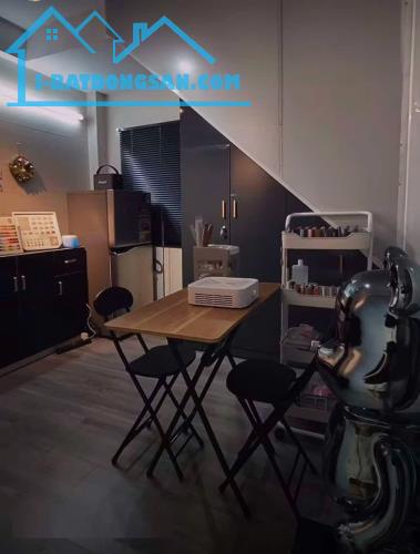 ► Nhà Kiệt Ô tô sát MT Lê Đình Thám, Chợ Mới, 45m2, 2.5 tầng ngang 6m cho thuê KD