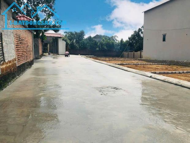 BÁN LÔ ĐẤT ĐẸP - YÊN MỸ, THẠCH THẤT - FULL THỔ CƯ - 2 MẶT TIỀN - GIÁ ĐẦU TƯ CHỈ 1 TỶ 5 - 2