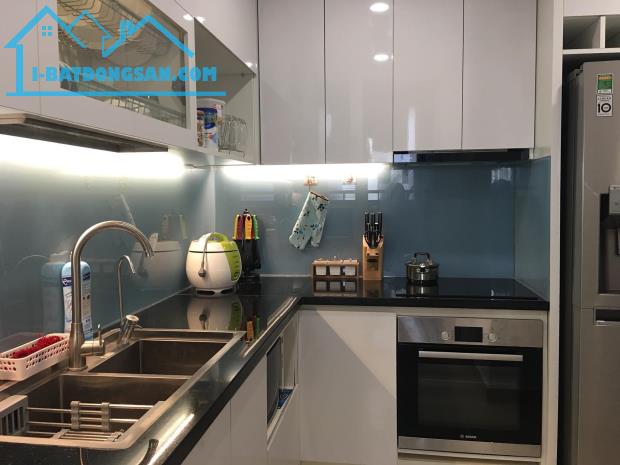 Bán căn hộ Seasons Avenue 76m2, 2n + 2vs, giá 5.x tỷ
