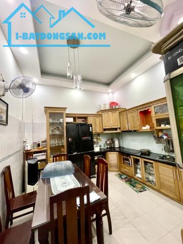 Tân Bình, đẹp ở ngay,5 Tầng,50m2,gần chợ Phạm Văn Hai, gần Lê Văn Sỹ_Trường Sa, 7.55 tỷ - 1