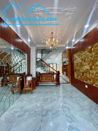 NHÀ ĐẸP 4 TẦNG - TẶNG FULL NỘI THẤT- NGAY HƯƠNG LỘ 2 BÌNH TÂN - 68M2 CHỈ NHỈNH 6 TỶ TL - 2