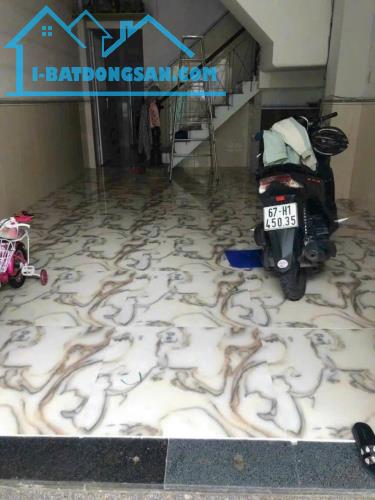 CĂN HỘ DỊCH VỤ GIÁP TÊN LỬA - 4 TẦNG - 10 PN CHO THUÊ THU NHẬP 20TR/TH - 64M2 HƠN 5 TỶ - 2