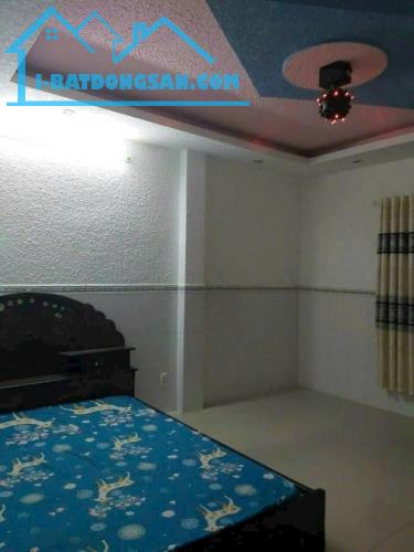 CĂN HỘ DỊCH VỤ GIÁP TÊN LỬA - 4 TẦNG - 10 PN CHO THUÊ THU NHẬP 20TR/TH - 64M2 HƠN 5 TỶ - 4