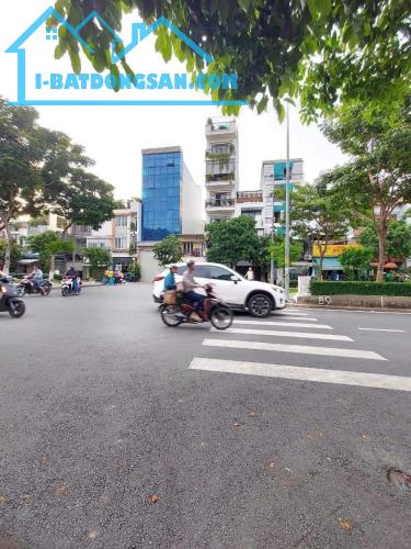 NGỘP BANK Tòa nhà CHDV ngang to DT 800tr/năm khu bàn cờ Gò Vấp 18TyTL