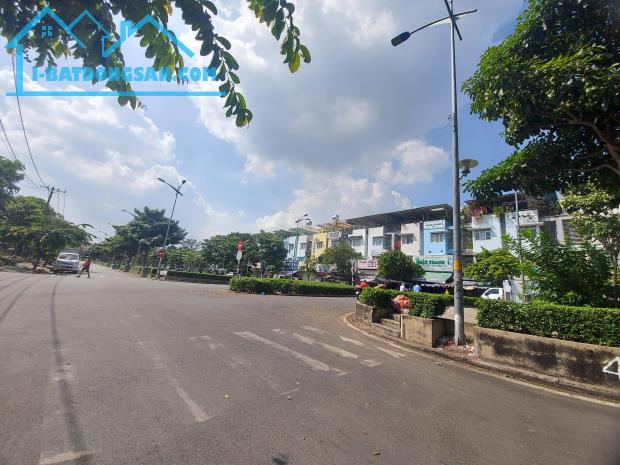 NGỘP BANK Tòa nhà CHDV ngang to DT 800tr/năm khu bàn cờ Gò Vấp 18TyTL - 1