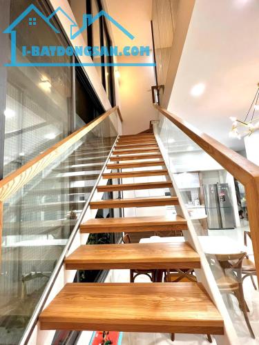 MTKD Nguyễn Hữu Tiến Tân Phú BTCT 3 Lầu - Mới Đẹp - 160m2 Giá 17.9 Tỷ - 2