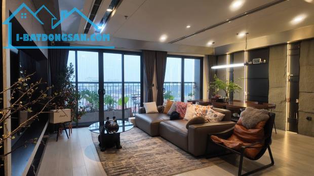 bán chung cư Berriver Long Biên Nguyễn Văn Cừ 180m 15.5 tỷ - 1