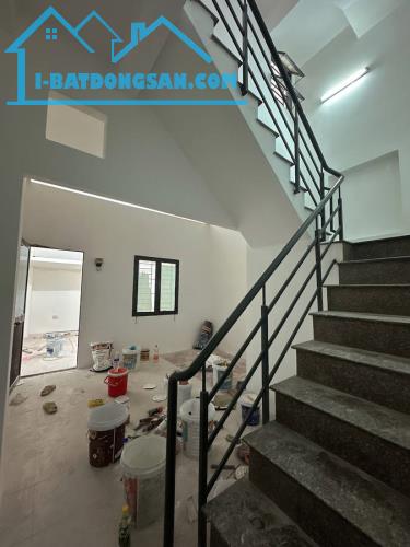 Bán Nhà CHDV Tân Bình – Hẻm 8m – 12 Phòng – Gần Vincom Cộng Hòa – Giá 14.499 Tỷ