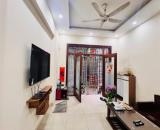 Bán nhà đẹp đường Nguyễn Khang, Cầu Giấy, DT 41 m2, 4 Tầng, MT 4m, Giá 9,6 tỷ