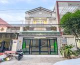 CHÍNH CHỦ KẸT TIỀN CẦN BÁN GẤP NHÀ Ở CHỢ BÌNH CHÁNH. CHO THUÊ 15TR/THÁNG. GIÁ 1.3 TỶ