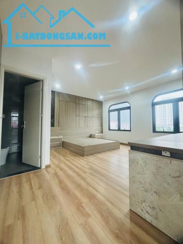 Lô Góc-Mặt Phố Khu Hoàng Văn Thái (Nguyễn Ngọc Nại) 65/75mx8Tầng,MT 4.6m 40.8 Tỷ - 3