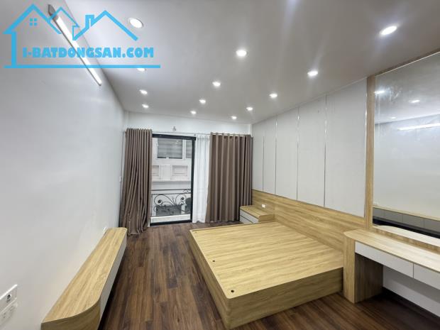 Bán nhà Phùng Chí Kiên, nhà đẹp, thang máy, vị trí đỉnh, giá 15.5 tỷ - 2