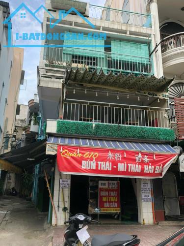 Bán nhà mặt tiền đường Minh Phụng, P.9, Q.11. Diện tích 4.5m x 13m, giá 20 tỷ.