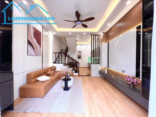 🔥 NHÀ PHỐ MỚI 100% - MẶT TIỀN HÒA CƯỜNG BẮC - 3 TẦNG ĐẸP NHƯ MƠ - CHỈ 5.09 TỶ