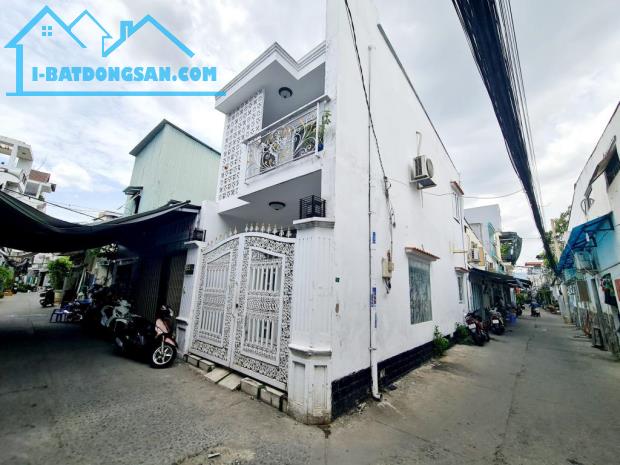 BÁN NHÀ 2 TẦNG, 2 MẶT TIỀN, 45M² – XE HƠI NGỦ TRONG NHÀ – GẦN AEON MALL BÌNH TÂN – NHỈNH 3