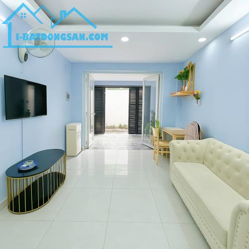 Thích hợp ở đông người hoặc làm CHDV, Hẻm xe hơi, 5 Tầng, 7Pn, Chỉ 5 Tỉ hơn - 1