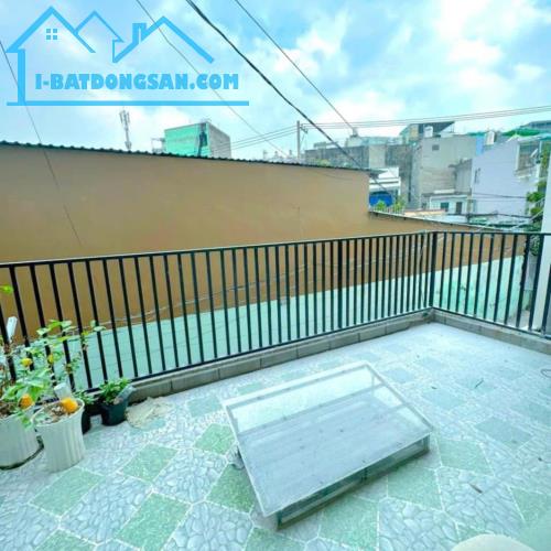Thích hợp ở đông người hoặc làm CHDV, Hẻm xe hơi, 5 Tầng, 7Pn, Chỉ 5 Tỉ hơn - 2