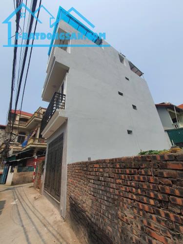 NHÀ ĐẸP NGÕ RỘNG 50m2, 4 TẦNG – DÂN XÂY CHẮC CHẮN – Ô TÔ QUA CỬA – GẦN HỒ MÁT MẺ - 1