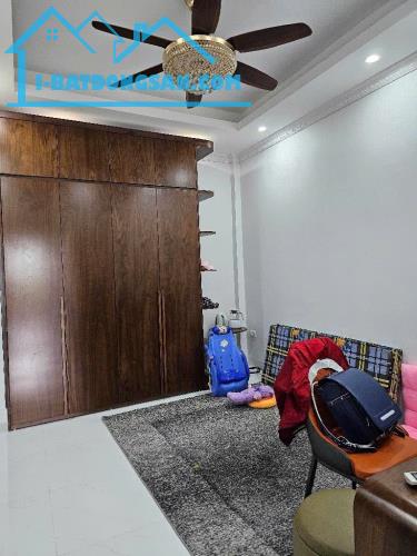 (MẶT PHỐ) Bán nhà mặ phố Mai Anh Tuấn 55mx6 SỔ VUÔNG KD view hồ 20 tỷ siêu hiếm Đống Đa - 1