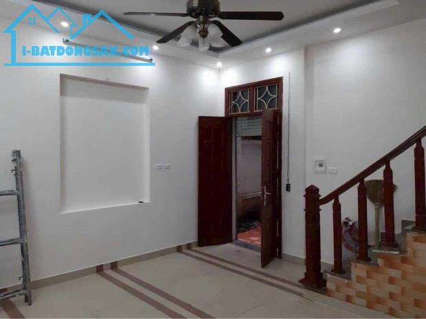 Cho thuê Phố Xã Đàn 5 tầng x 32m2, 3 ngủ, 4 vệ sinh, 12.5 Triệu - 2