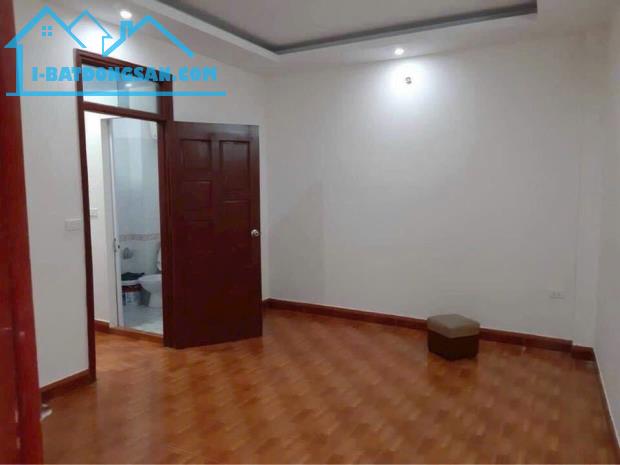 Cho thuê Phố Xã Đàn 5 tầng x 32m2, 3 ngủ, 4 vệ sinh, 12.5 Triệu - 3
