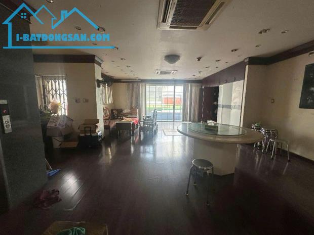 MỘT ĐỜI CHỦ CẦN BÁN NHÀ MẶT TIỀN 5 LẦU AN ĐIỀM P10 Q5 - 2