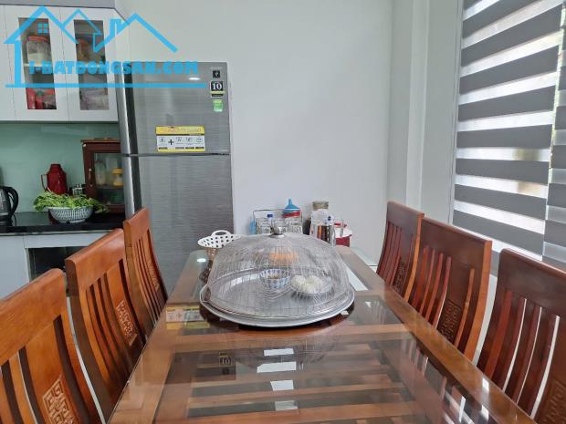 Bán nhà Phúc Lợi,Long Biên,ô tô 10m dân xây 42m2*4tầng nhỉnh 5 tỷ