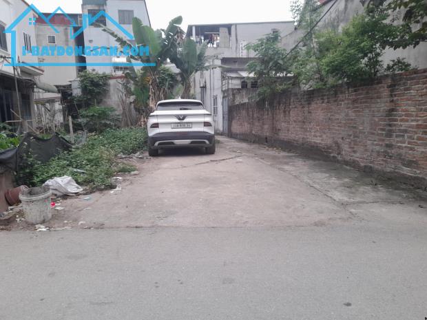 ĐẤT PHỤNG CHÂU ÔTÔ ĐỖ CỬA ĐƯỜNG THÔNG 50M HƠN 2TỶ