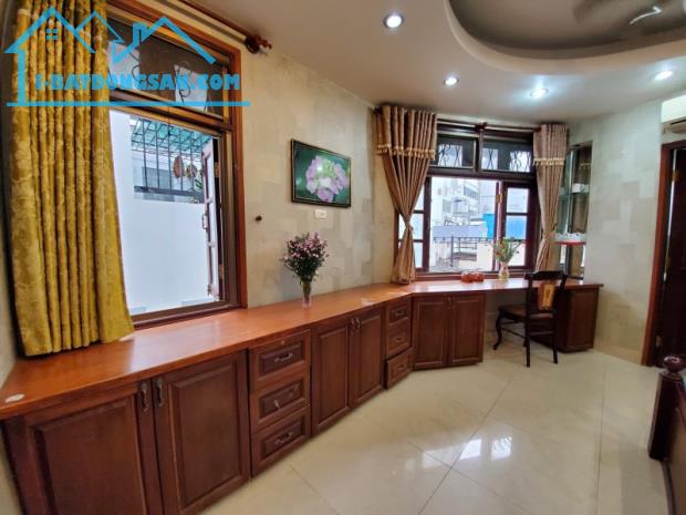 BÁN NHÀ PHÚ NHUẬN OTO VÀO NHÀ 70M2 5 TẦNG NGANG 5.5M 7 PN HẺM THÔNG KD CHDV NGUYỄN ĐÌNH - 1