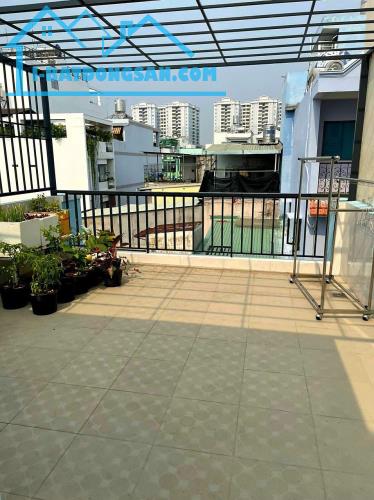 bán nhà HXH Thoại Ngọc Hầu,Tân Phú 38m2,4 tầng,giá chỉ 6.4T - 2